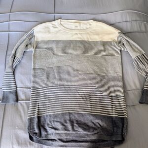 Barefoot Dreams Cozy Chic Ultra Lite XS white & Blue Striped Sweater